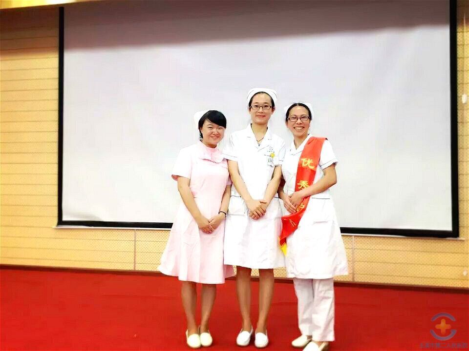 弘扬南丁格尔精神   展现时代风采