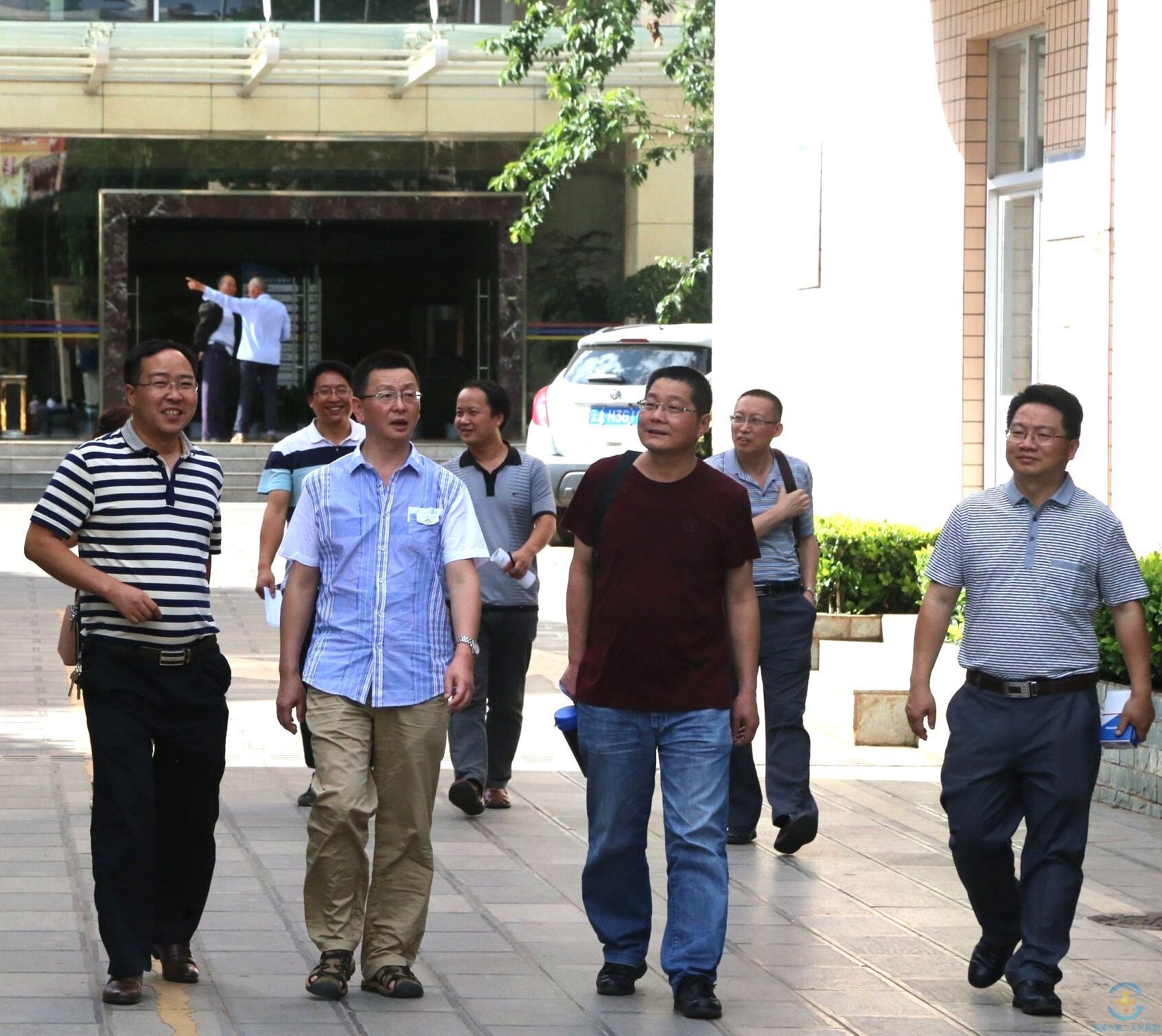 取长补短    共同进步