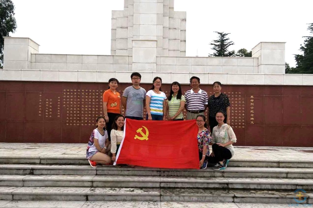  不忘初心  谨记誓言  立足岗位做贡献——中共玉溪市第二人民医院第五党支部主题党日活动