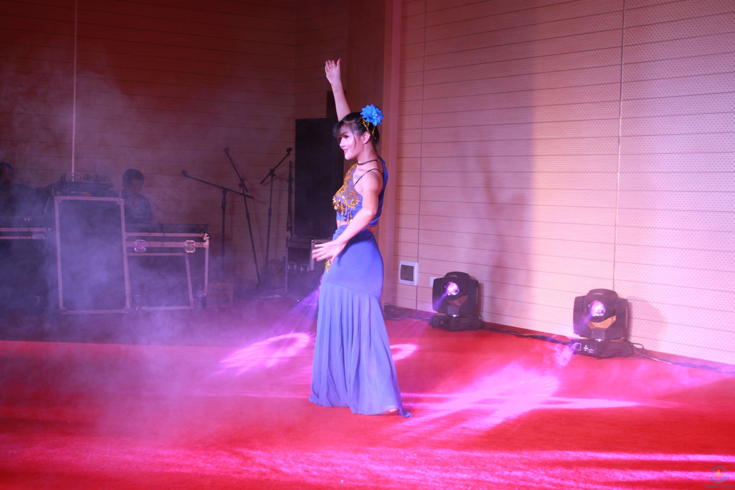 我院中秋、国庆文艺晚会圆满结束