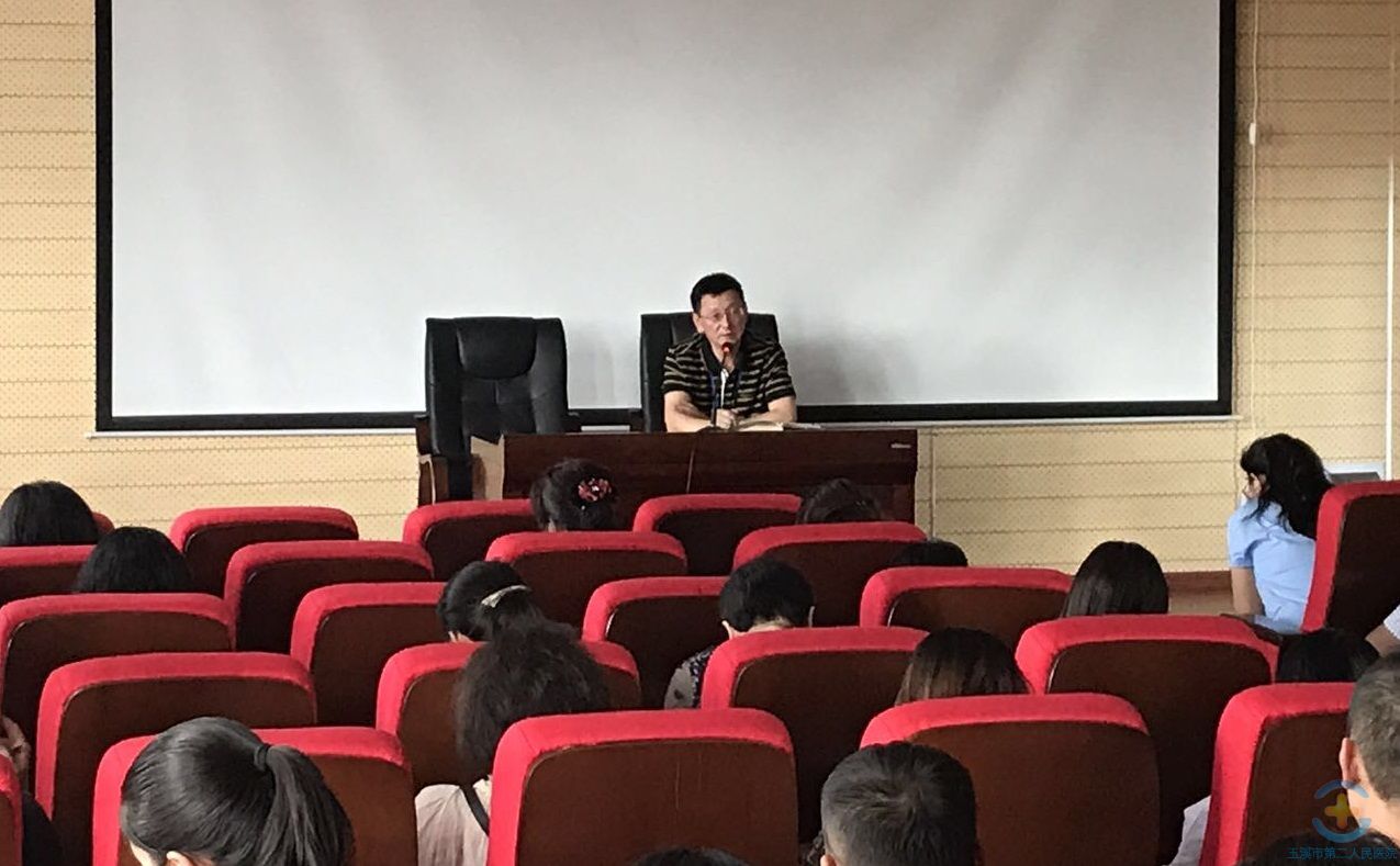 我院组织提升干部综合能力专题集中学习