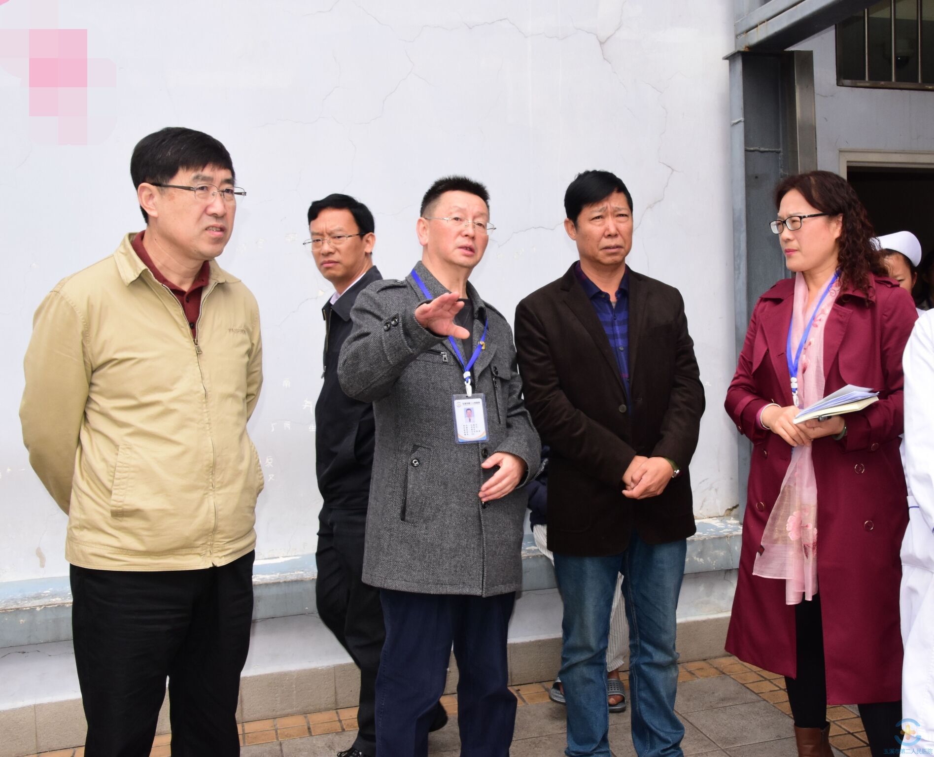 孙云鹏副市长一行到市二院调研工作