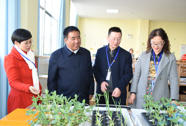 全省精神卫生工作领导小组到我院参观交流全国精神卫生综合管理（玉溪）试点工作