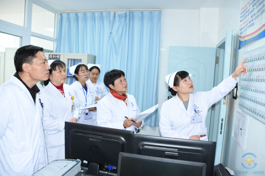市卫计委对我院进行优质护理服务督导验收工作