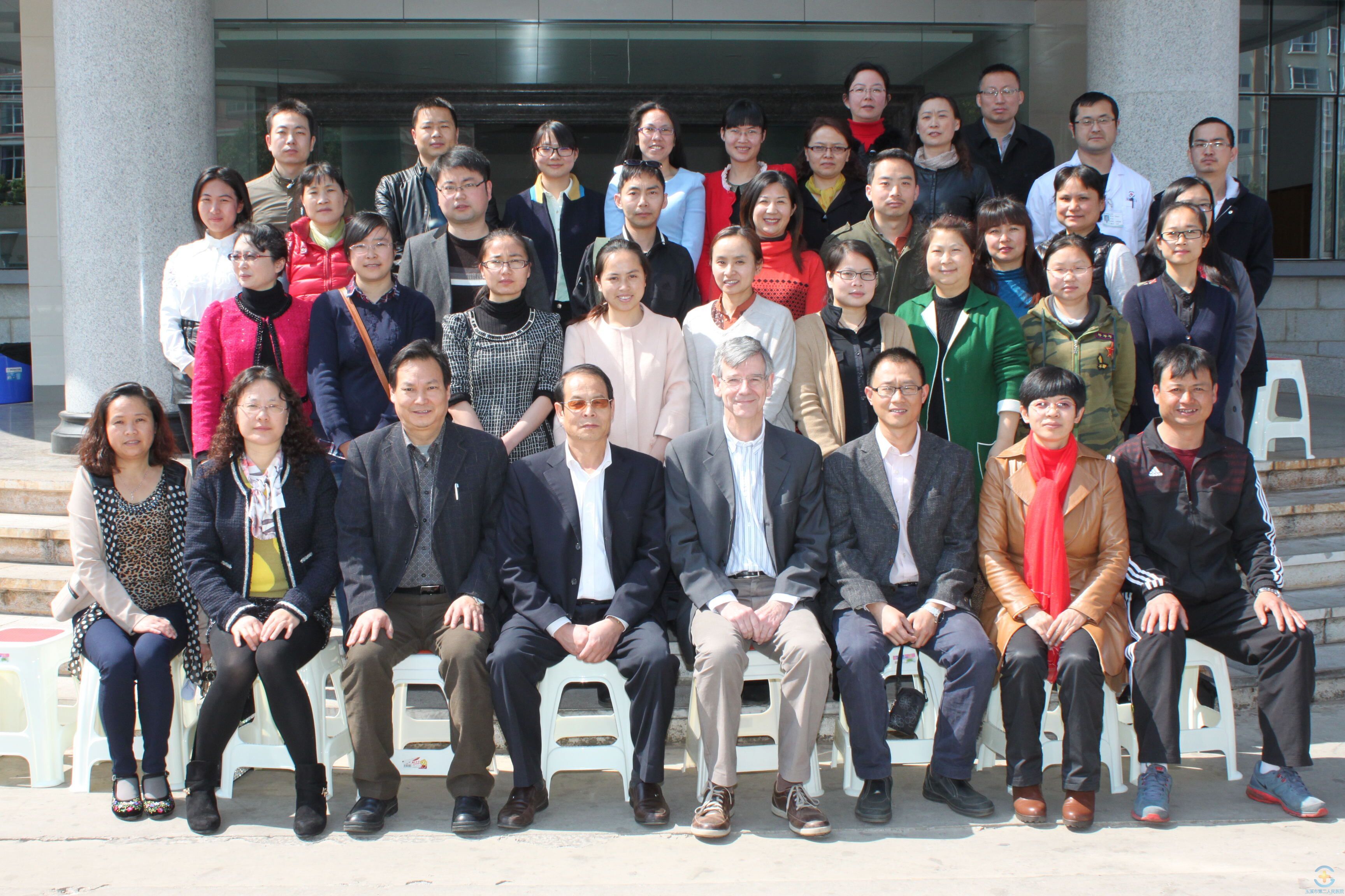 英国药理学会前任主席Gavin--Reynoids教授到我院进行学术交流